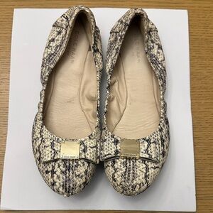 Cole Haan Women's Snakeskin Pattern Flats - Cream and Black